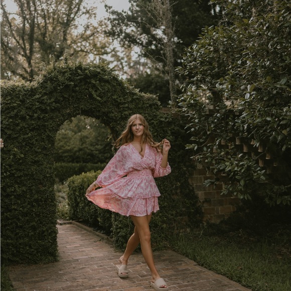 Meet your Posher, Eva - Picture 2 of 2